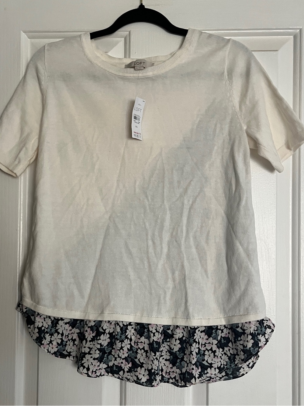 LOFT Cream Short-Sleeve Top with Navy Floral Layered Hem
